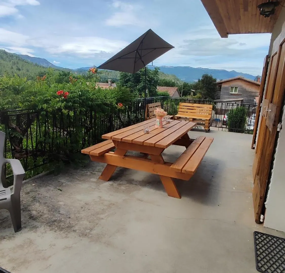 Apartment Gite Du Petit Chemin Chatillon-en-Diois
